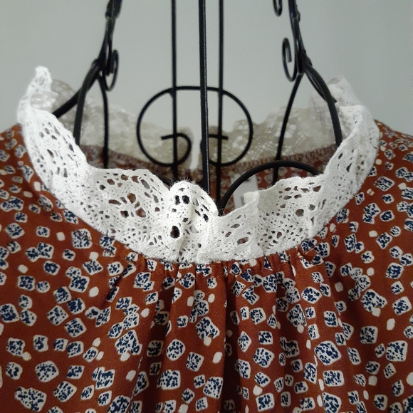 Literary poet dress - Picture 6 of 7